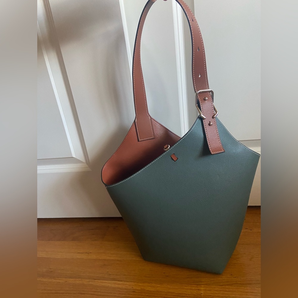 Leather bucket bag